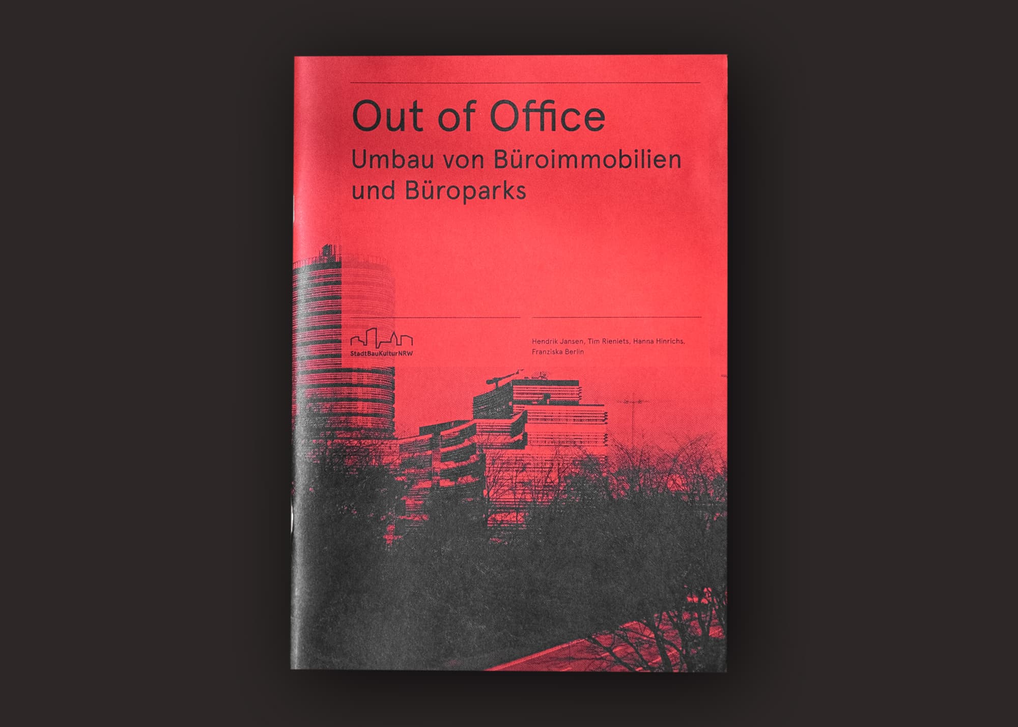 Cover der Publikation Out of Office. Foto: Baukultur Nordrhein-Westfalen Out of Office – Umbau von Büroimmobilien und Büroparks